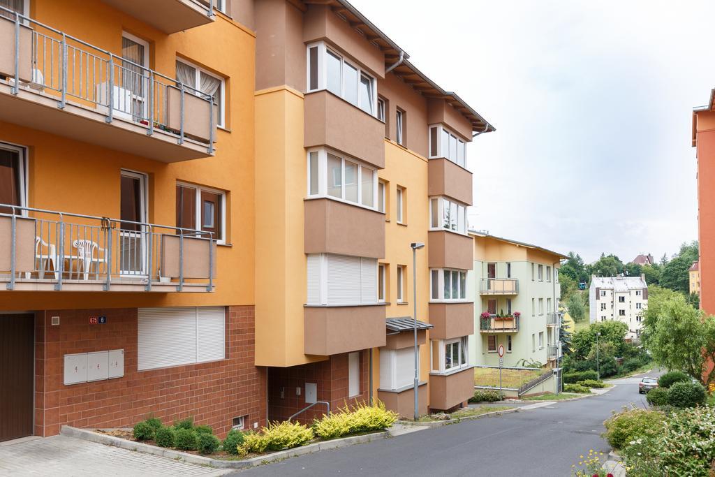 Modern Apartment With 2 Bedrooms Κάρλοβι Βάρι Εξωτερικό φωτογραφία